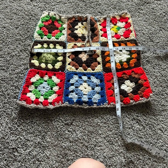 Crochet granny square patchwork mini skirt - Picture 5 of 7